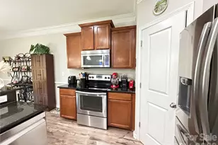 6105 Lighted Way Ln, Indian Trail, NC 28079 - Photo 11