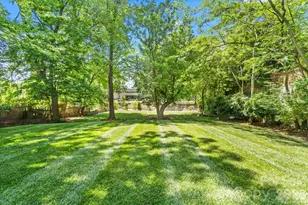 1160 S Kings Dr, Charlotte, NC 28207 - Photo 37