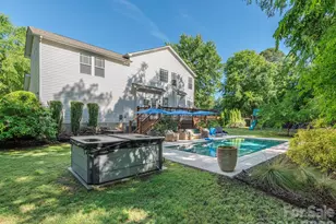 1409 Shade Tree Ct, Matthews, NC 28104 - Photo 7