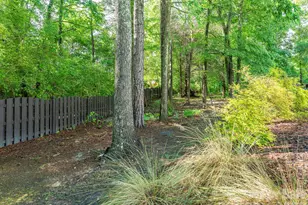 1409 Shade Tree Ct, Matthews, NC 28104 - Photo 11