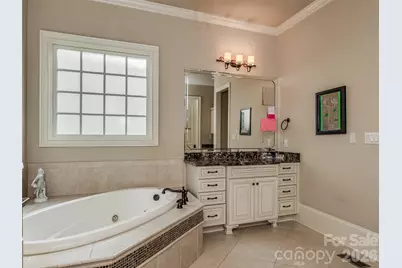 2508 Maybank Drive, Charlotte, NC 28211 - Photo 11