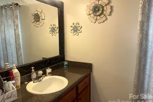 402 Trillium Ct SW, Conover, NC 28613 - Photo 13