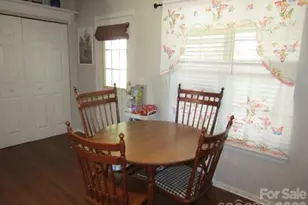 402 Trillium Ct SW, Conover, NC 28613 - Photo 7