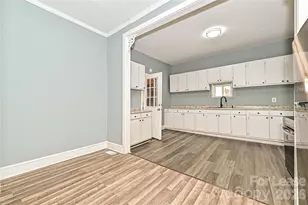 408 S 12th St, Bessemer City, NC 28016 - Photo 9