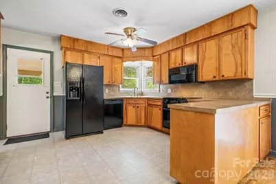 1328 Amherst Road, Morganton, NC 28655 - Photo 7