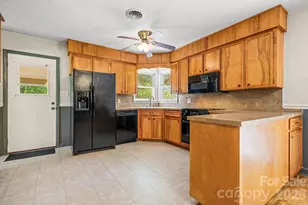 1328 Amherst Rd, Morganton, NC 28655 - Photo 7