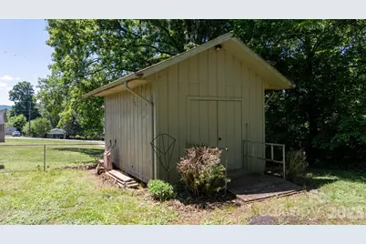 1328 Amherst Road, Morganton, NC 28655 - Photo 27