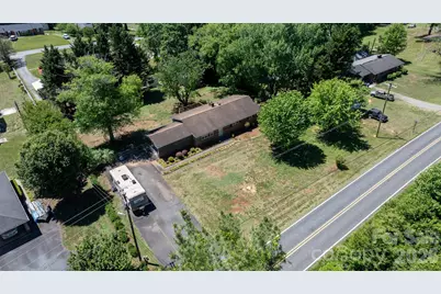 1328 Amherst Road, Morganton, NC 28655 - Photo 33