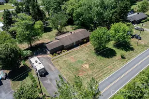 1328 Amherst Rd, Morganton, NC 28655 - Photo 33