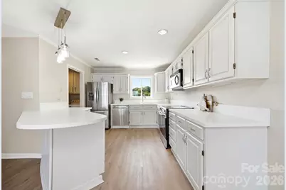 7831 Spinnaker Bay Drive #301, Sherrills Ford, NC 28673 - Photo 11