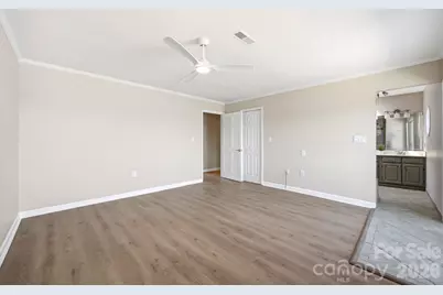 7831 Spinnaker Bay Drive #301, Sherrills Ford, NC 28673 - Photo 21