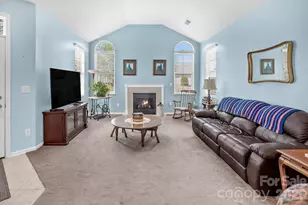 4607 Nashua Dr, Matthews, NC 28105 - Photo 5