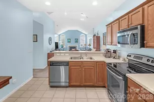 4607 Nashua Dr, Matthews, NC 28105 - Photo 15