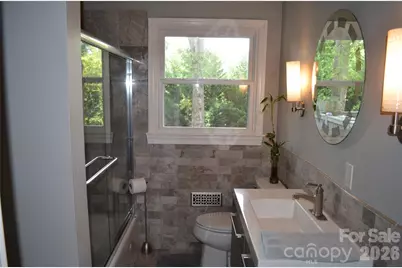 1140 Bevis Drive, Charlotte, NC 28209 - Photo 9