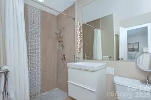 1140 Bevis Dr, Charlotte, NC 28209 - Photo 19