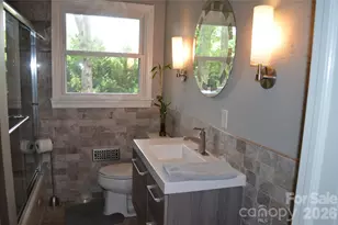 1140 Bevis Dr, Charlotte, NC 28209 - Photo 11