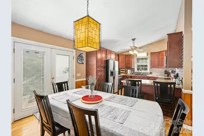 282 Sourwood Drive, Spruce Pine, NC 28777 - Photo 5