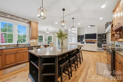 151 43rd Avenue Drive NW, Hickory, NC 28601 - Photo 9