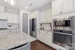 11502 Sweet Birch Ln, Charlotte, NC 28278 - Photo 11