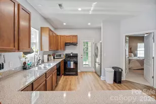 19303 Pocono Ln, Cornelius, NC 28031 - Photo 21
