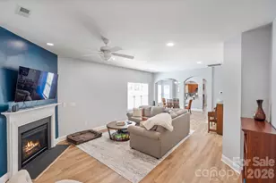19303 Pocono Ln, Cornelius, NC 28031 - Photo 11