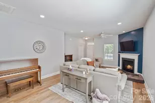 19303 Pocono Ln, Cornelius, NC 28031 - Photo 13