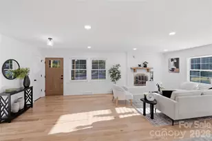 4314 Ivanhoe Pl, Charlotte, NC 28205 - Photo 11
