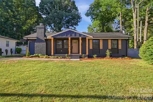 4314 Ivanhoe Pl, Charlotte, NC 28205 - Photo 1