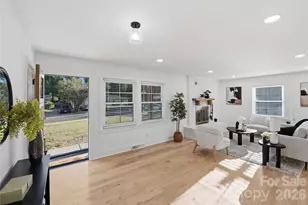 4314 Ivanhoe Pl, Charlotte, NC 28205 - Photo 3