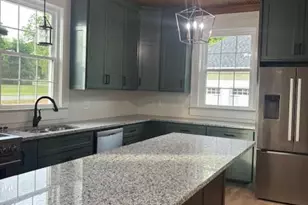 201 E 1st St, Lowell, NC 28098 - Photo 7