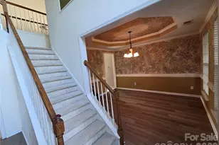 9120 Viscount Ln, Charlotte, NC 28269 - Photo 9