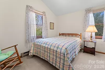 8977 Rose Hollow Avenue, Newland, NC 28657 - Photo 11
