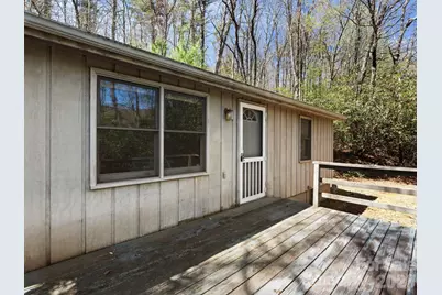 8977 Rose Hollow Avenue, Newland, NC 28657 - Photo 19