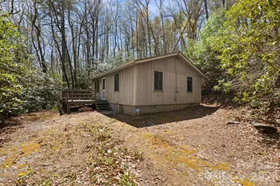 8977 Rose Hollow Avenue, Newland, NC 28657 - Photo 17