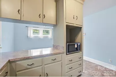 6239 Netherwood Drive, Charlotte, NC 28210 - Photo 23