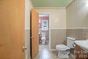 6239 Netherwood Dr, Charlotte, NC 28210 - Photo 31