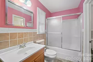 6239 Netherwood Dr, Charlotte, NC 28210 - Photo 29