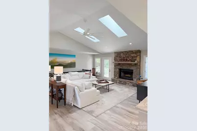 152 Skyview Circle, Asheville, NC 28804 - Photo 5