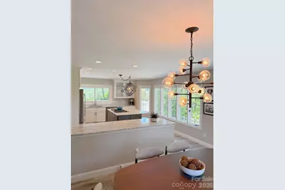 152 Skyview Circle, Asheville, NC 28804 - Photo 7