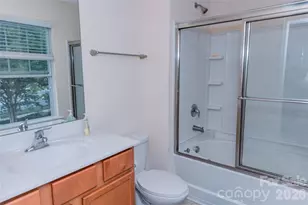 10443 Benfield Rd, Charlotte, NC 28269 - Photo 11