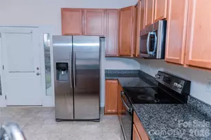 10443 Benfield Rd, Charlotte, NC 28269 - Photo 39