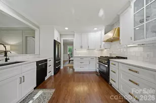 10138 Waterbrook Ln, Charlotte, NC 28277 - Photo 11