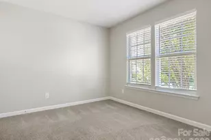 6208 Harburn Forest Dr, Charlotte, NC 28269 - Photo 17