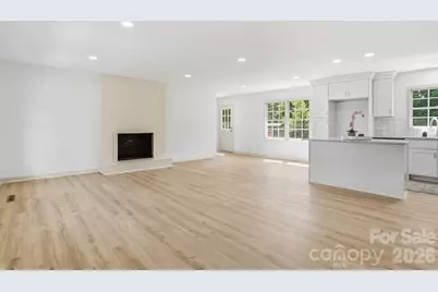 909 Evelyn Avenue, Kannapolis, NC 28083 - Photo 5