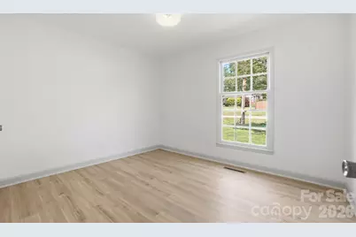 909 Evelyn Avenue, Kannapolis, NC 28083 - Photo 19