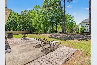 8800 Cavonnier Lane, Charlotte, NC 28216 - Photo 29
