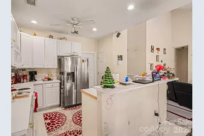 8800 Cavonnier Lane, Charlotte, NC 28216 - Photo 15