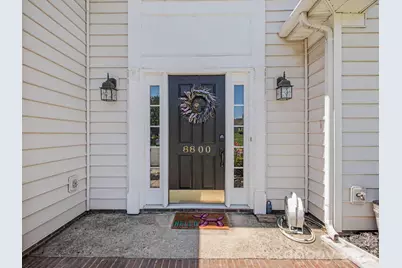 8800 Cavonnier Lane, Charlotte, NC 28216 - Photo 5