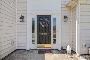 8800 Cavonnier Ln, Charlotte, NC 28216 - Photo 5