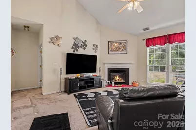 8800 Cavonnier Lane, Charlotte, NC 28216 - Photo 11